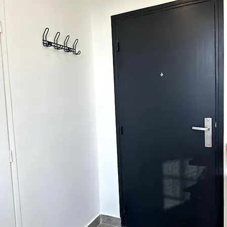 Διαμέρισμα Cosy Saint-brice N4 Avec Terrasse Commune